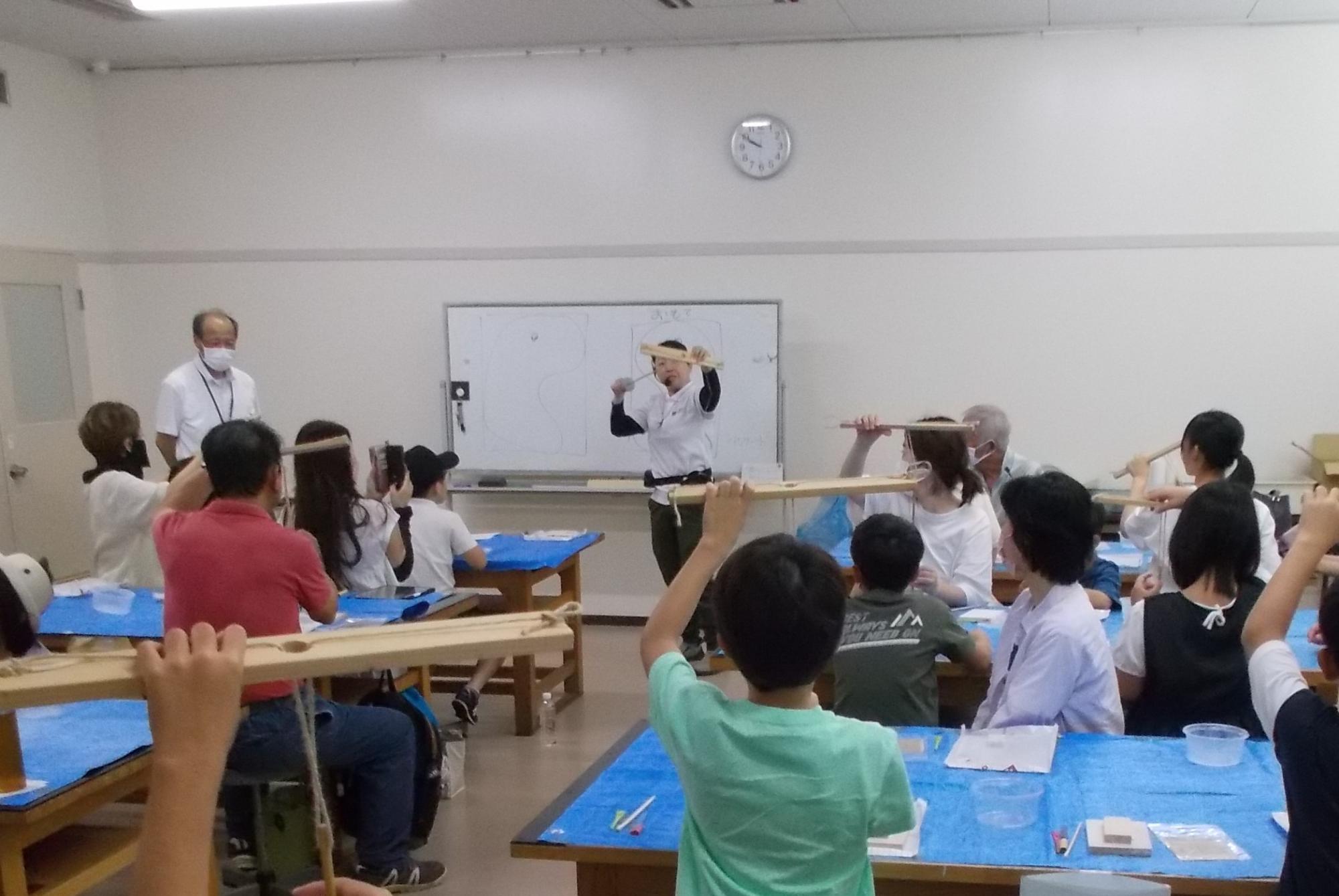 舞錐の使い方をならいます