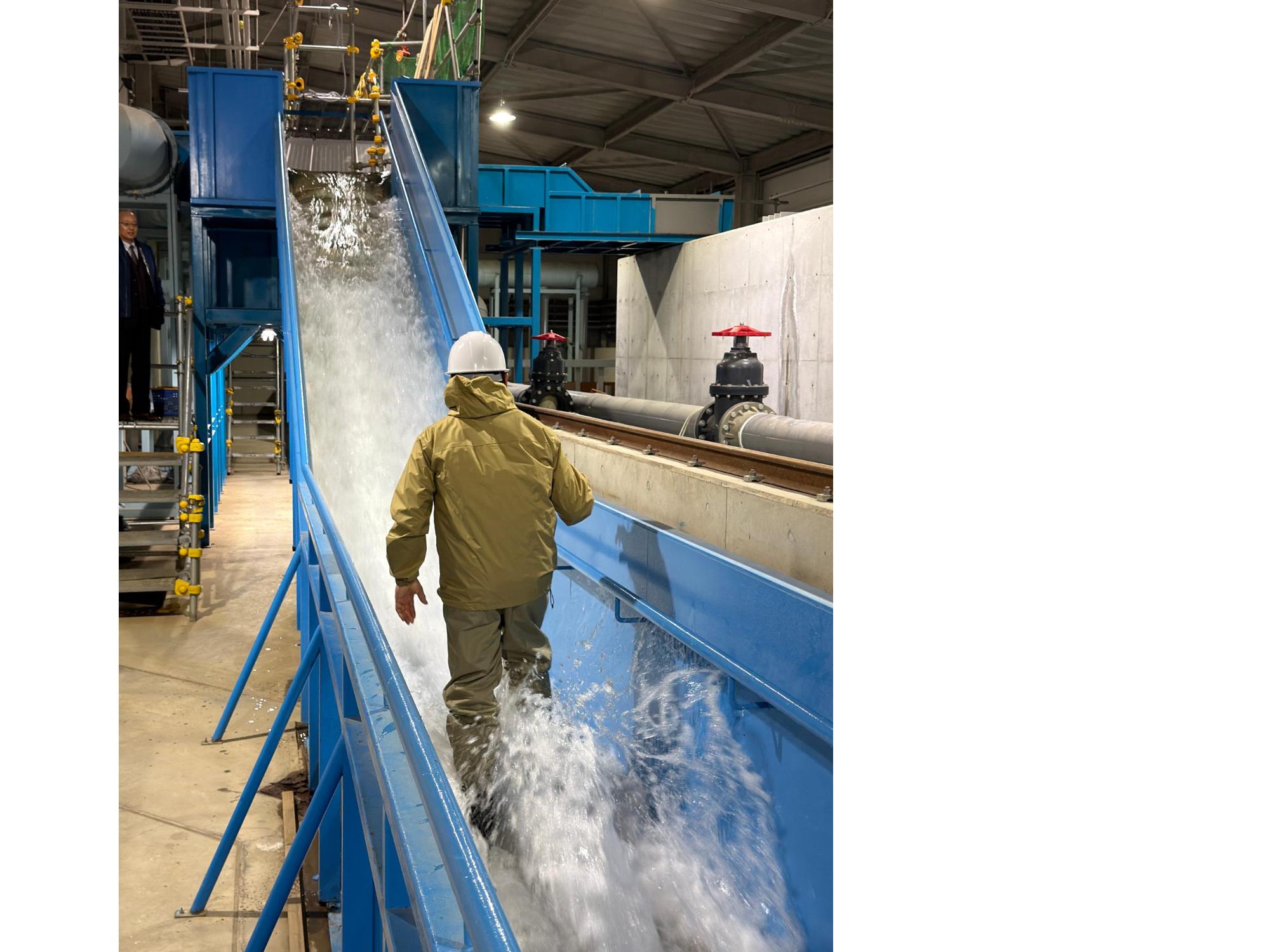 宇治川オープンラボラトリー視察写真2