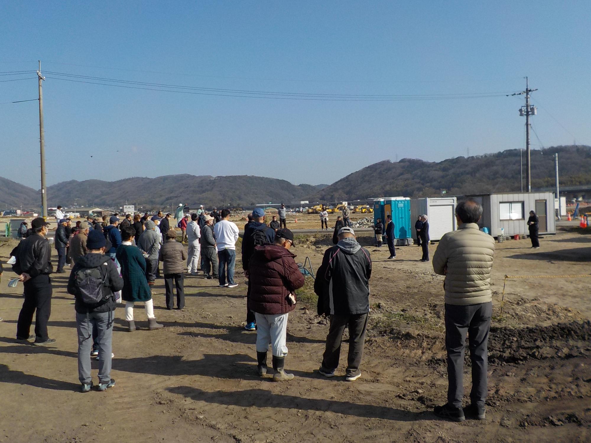 曽根田遺跡発掘調査説明会