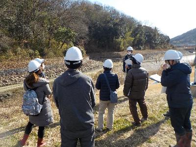 現場説明会の様子