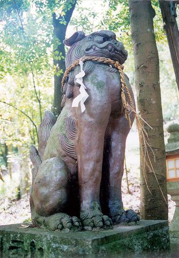 備前焼獅子（狛犬）（びぜんやきしし（こまいぬ））の写真