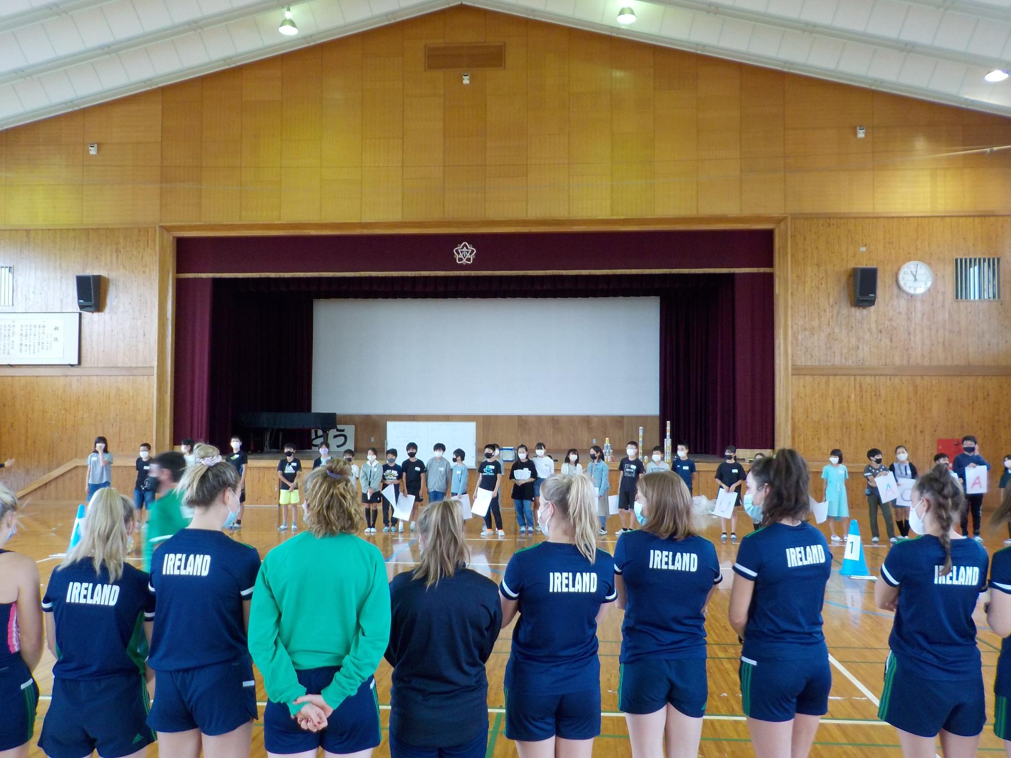 Welcome to Akaiwaのメッセージを送る桜が丘小学校6年生