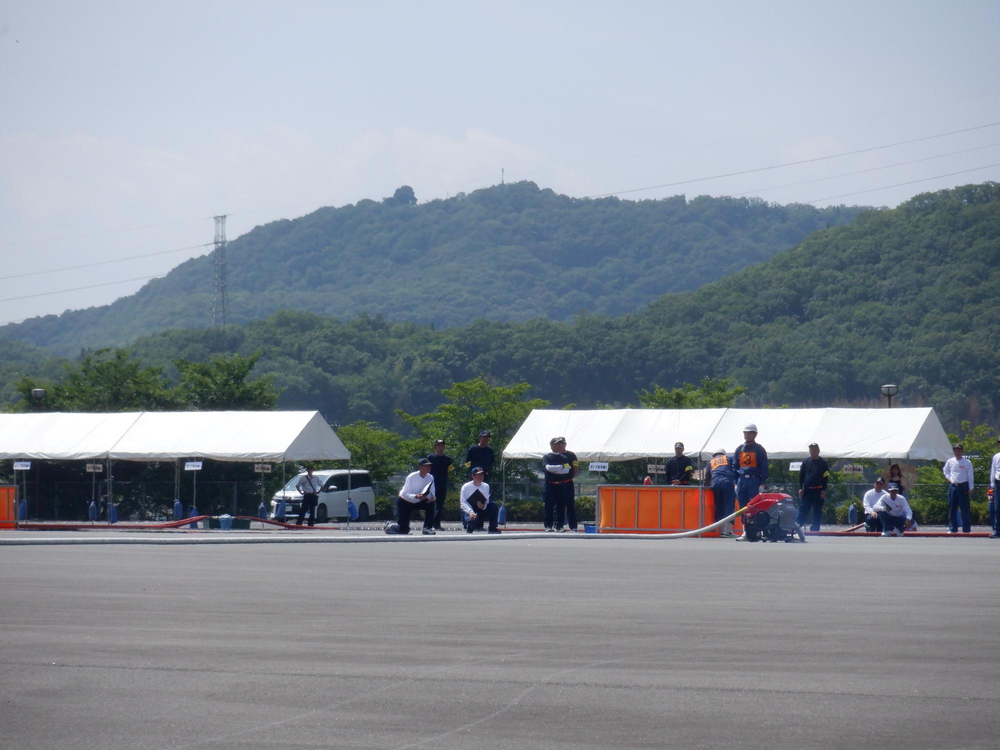 展張されたホース