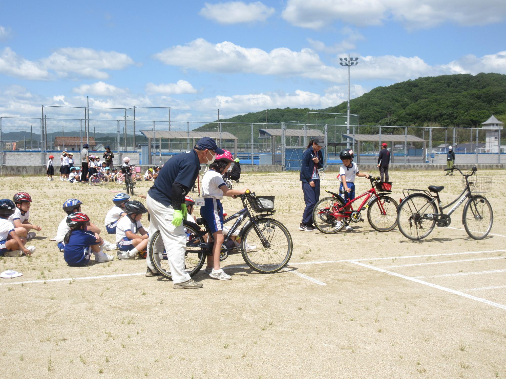 磐梨小学校の様子